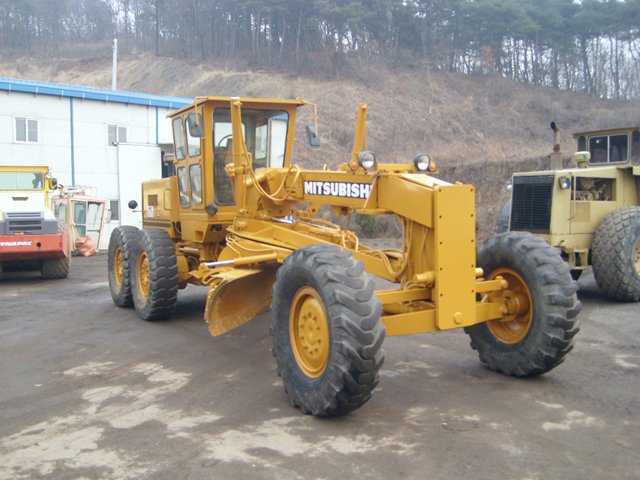 mitsubishi330.jpg